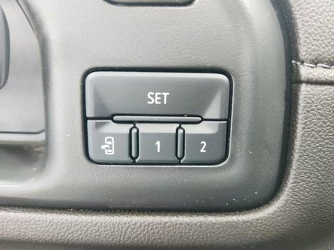 Used 2023 GMC Sierra 3500 Denali w/ Denali Ultimate Package AWD/4WD image 20