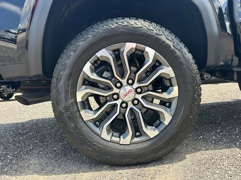 New 2026 GMC Canyon Denali AWD/4WD image 18