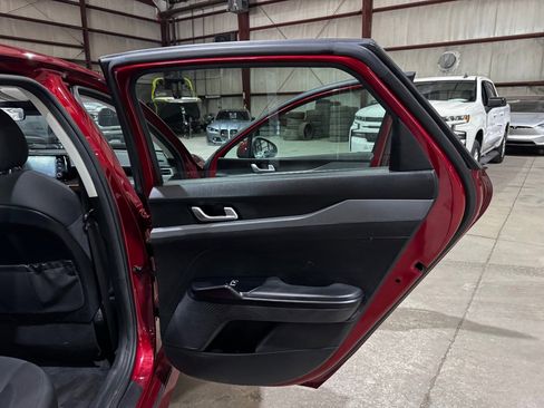 Used 2022 Kia K5 LXS image 20