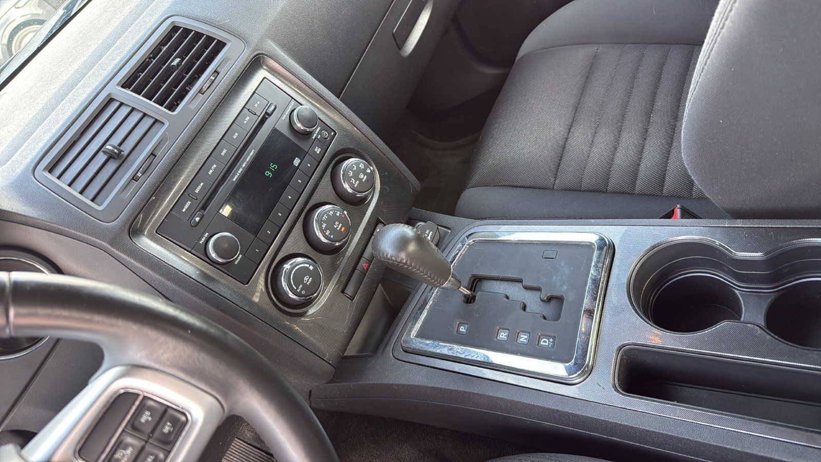 Used 2014 Dodge Challenger SXT RWD image 20