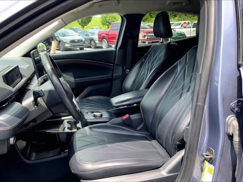 Used 2021 Ford Mustang Mach-E Select w/ Comfort/Appearance Package AWD/4WD image 7