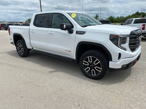 Used 2026 GMC Sierra 1500 AT4 w/ AT4 Premium Package AWD/4WD image 8