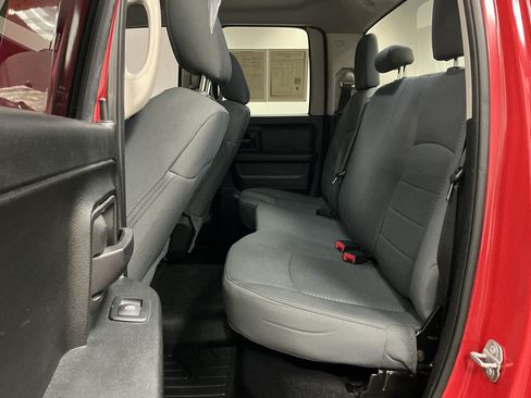 Used 2018 RAM 1500 Express AWD/4WD image 20