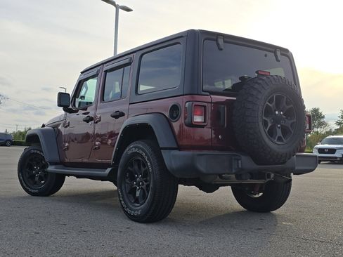 Used 2021 Jeep Wrangler Unlimited Sport image 13
