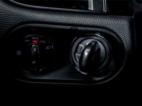 Used 2022 Porsche Macan S w/ Premium Package Plus image 57