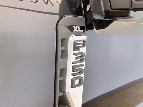 New 2026 Ford F350 XL w/ XL Chrome Package AWD/4WD image 8
