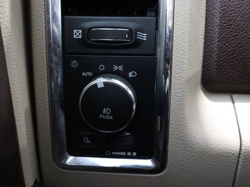 Used 2017 RAM 3500 Laramie Longhorn w/ Cold Weather Group AWD/4WD image 19