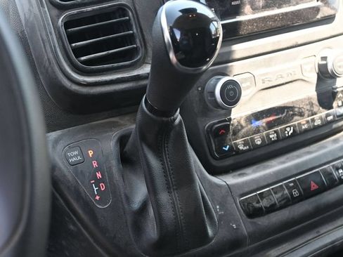 Used 2026 RAM ProMaster 2500 w/ Convenience Group FWD image 23