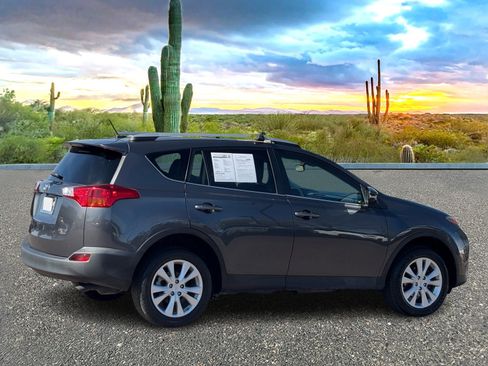 Used 2014 Toyota RAV4 Limited image 5