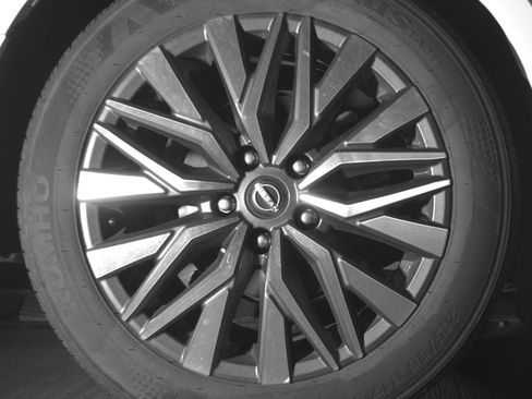 Used 2025 Nissan Altima 2.5 SV FWD image 15