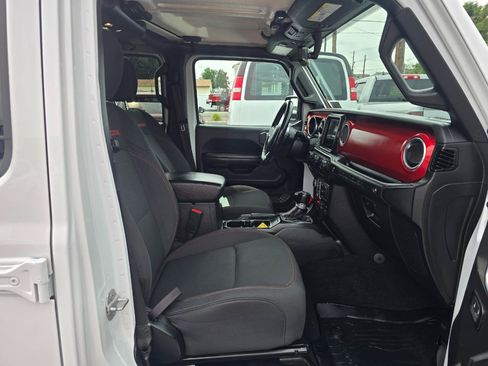 Used 2020 Jeep Wrangler Unlimited Rubicon AWD/4WD image 16