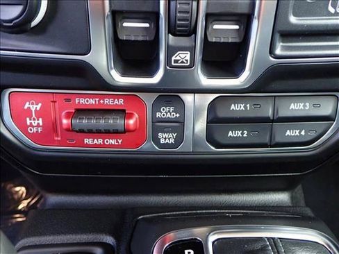 New 2026 Jeep Wrangler Unlimited Rubicon w/ Technology Group AWD/4WD image 21