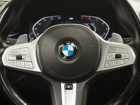 Used 2021 BMW 750i xDrive w/ Executive Package image 23