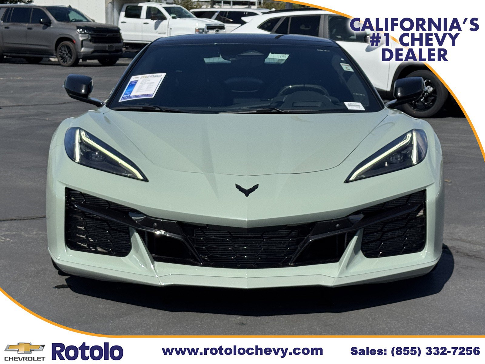 Used 2024 Chevrolet Corvette Z06 RWD image 2