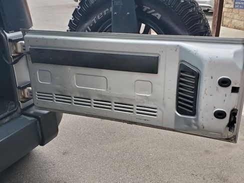 Used 2007 Jeep Wrangler X image 29