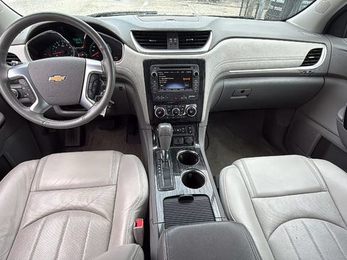 Used 2016 Chevrolet Traverse LTZ AWD/4WD image 30