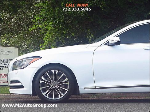 Used 2015 Hyundai Genesis 3.8 w/ Option Group 02 image 31