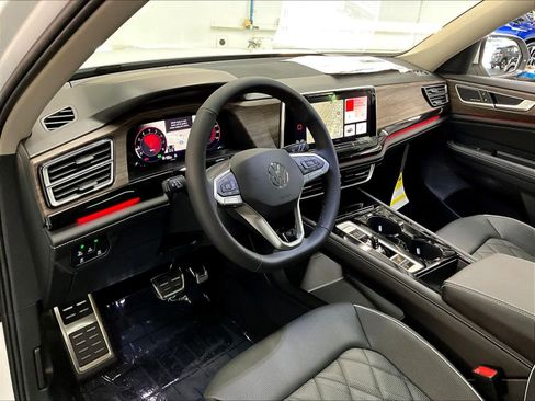 New 2026 Volkswagen Atlas SEL Premium R-Line image 8