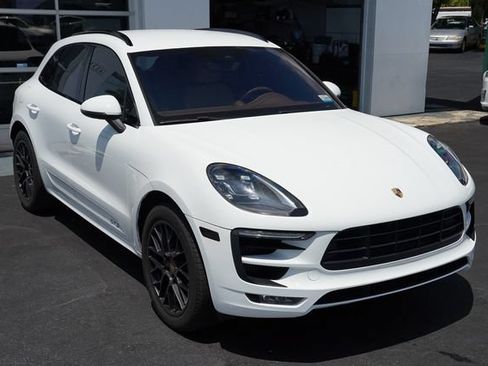 Used 2018 Porsche Macan GTS AWD/4WD image 19