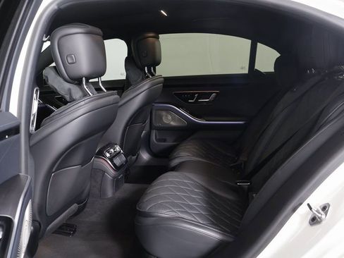 Used 2022 Mercedes-Benz S 580 4MATIC Sedan image 11