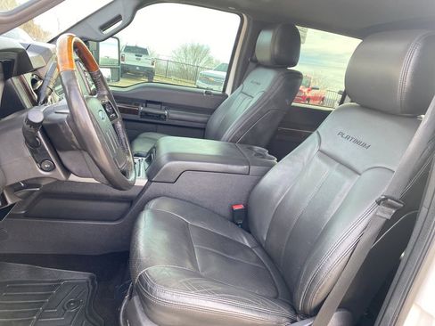 Used 2016 Ford F250 Platinum w/ FX4 Off-Road Package image 11