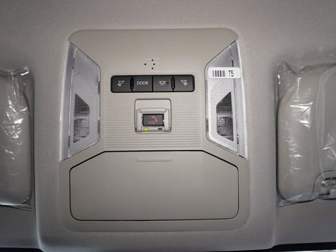 New 2025 Toyota RAV4 LE image 16