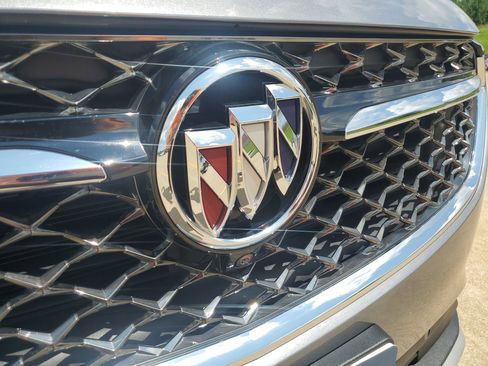 Certified 2022 Buick Envision Avenir w/ Technology Package II image 38