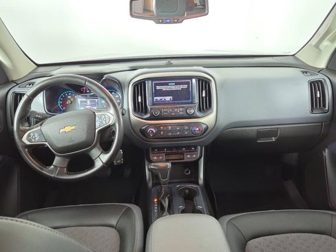 Used 2018 Chevrolet Colorado Z71 AWD/4WD image 26