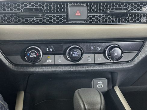 Used 2025 Honda HR-V LX image 22
