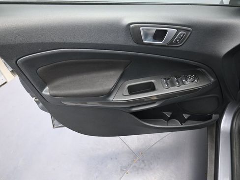 Used 2019 Ford EcoSport SE FWD image 9