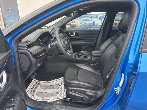 Used 2022 Jeep Compass Altitude image 9