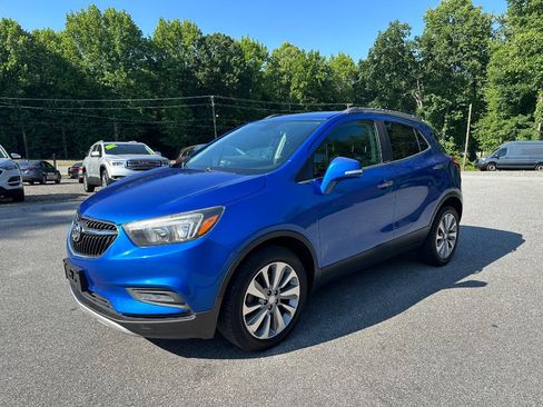 Used 2018 Buick Encore Preferred FWD image 2