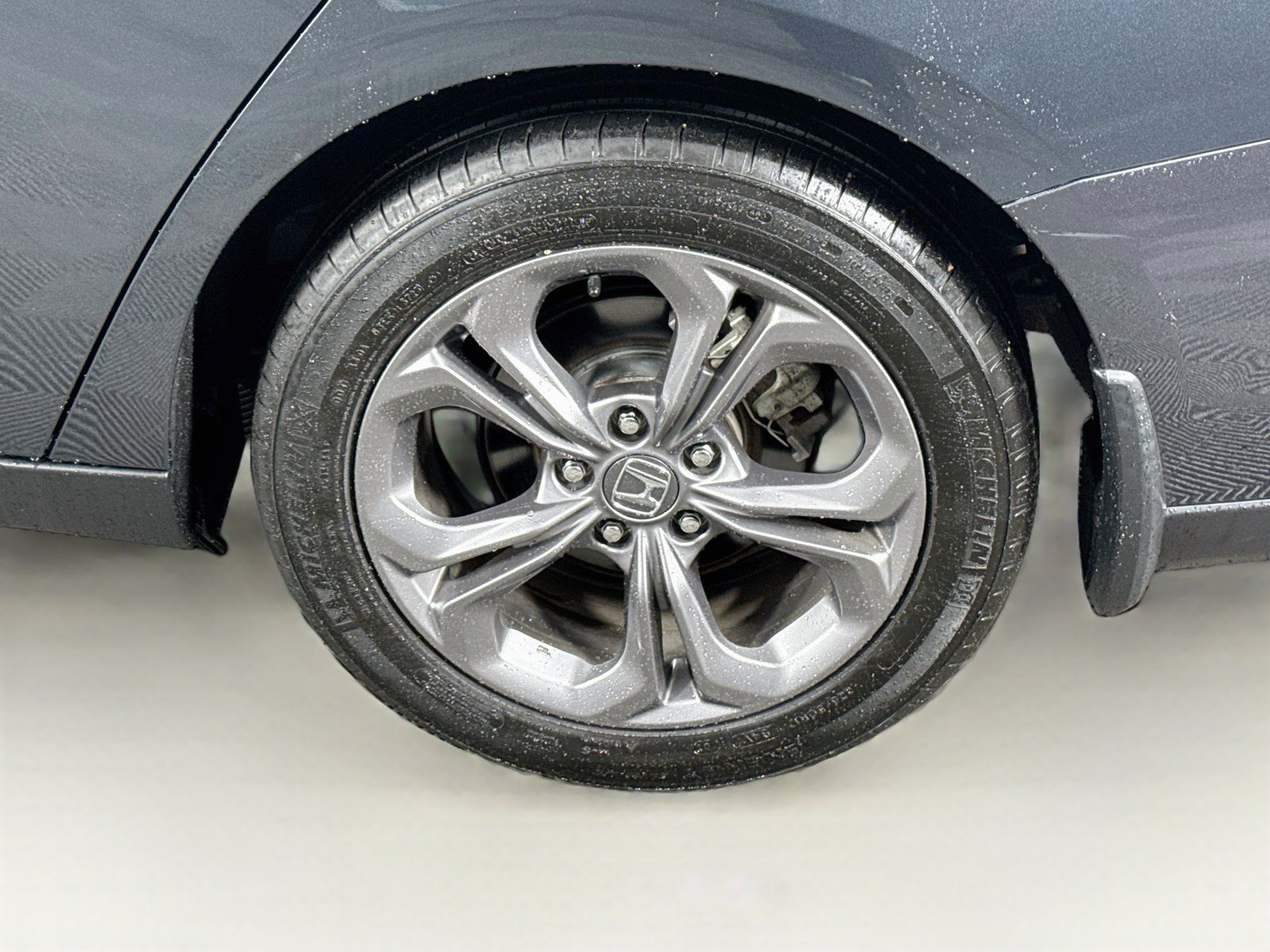Used 2024 Honda Accord EX image 9