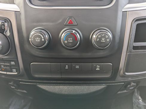 Used 2022 RAM 1500 Classic Warlock image 19