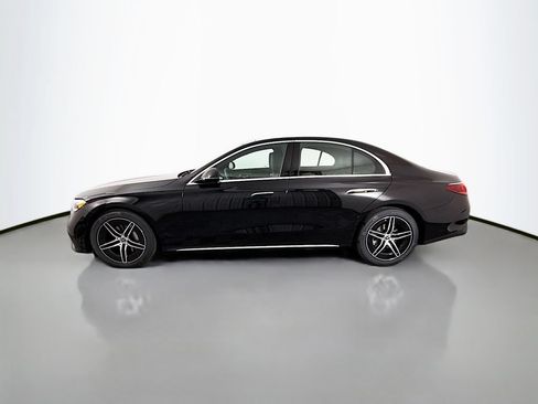 New 2026 Mercedes-Benz E 350 4MATIC Sedan image 4