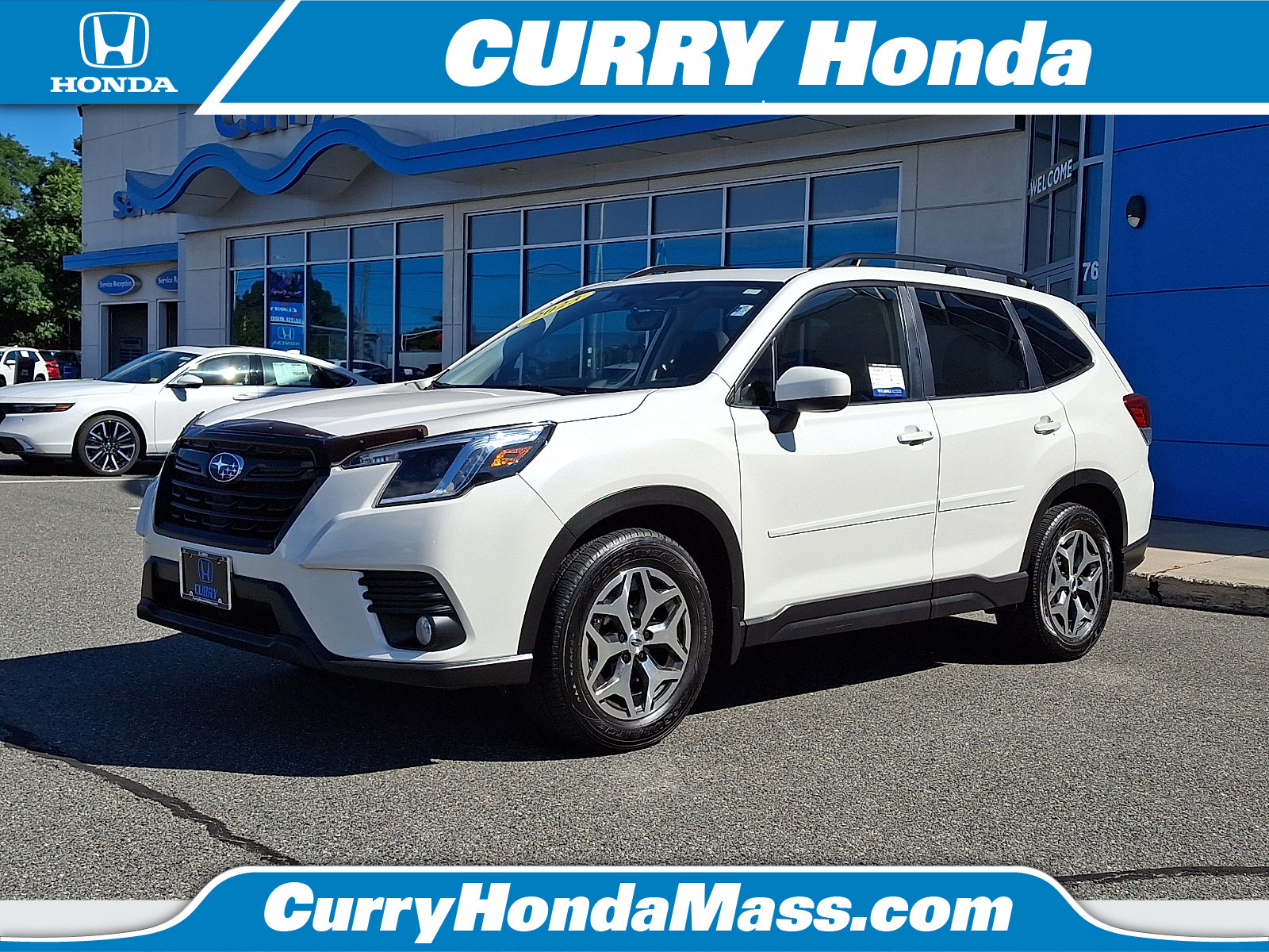 Used 2023 Subaru Forester Premium AWD/4WD image 1