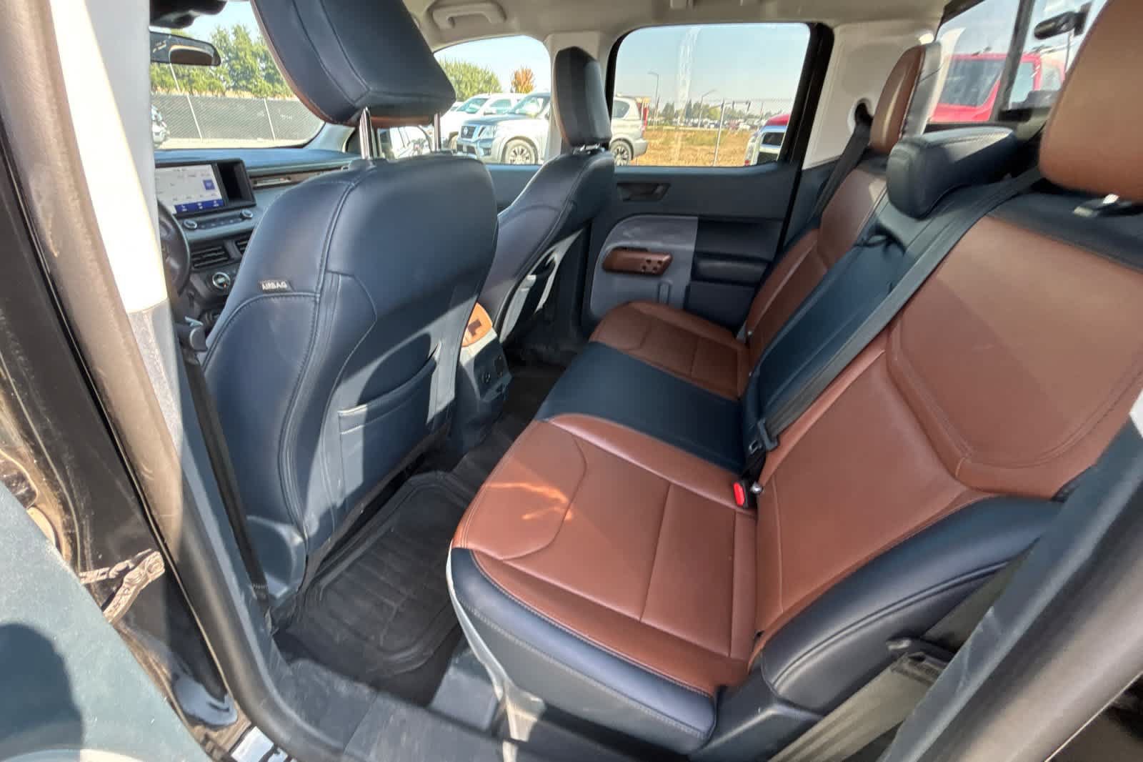Used 2022 Ford Maverick Lariat w/ Lariat Luxury Package FWD image 4