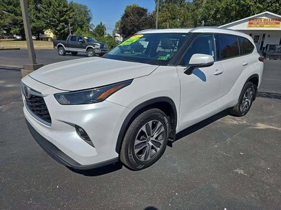 Used 2022 Toyota Highlander XLE
