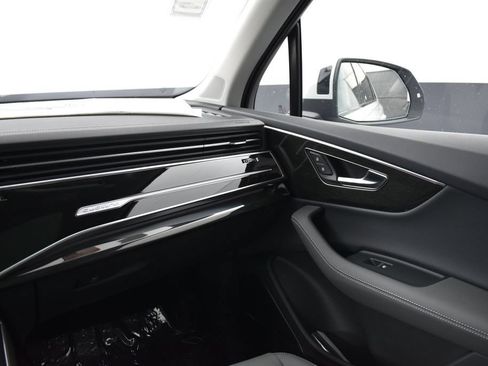 New 2026 Audi Q7 2.0T Premium Plus AWD/4WD image 13