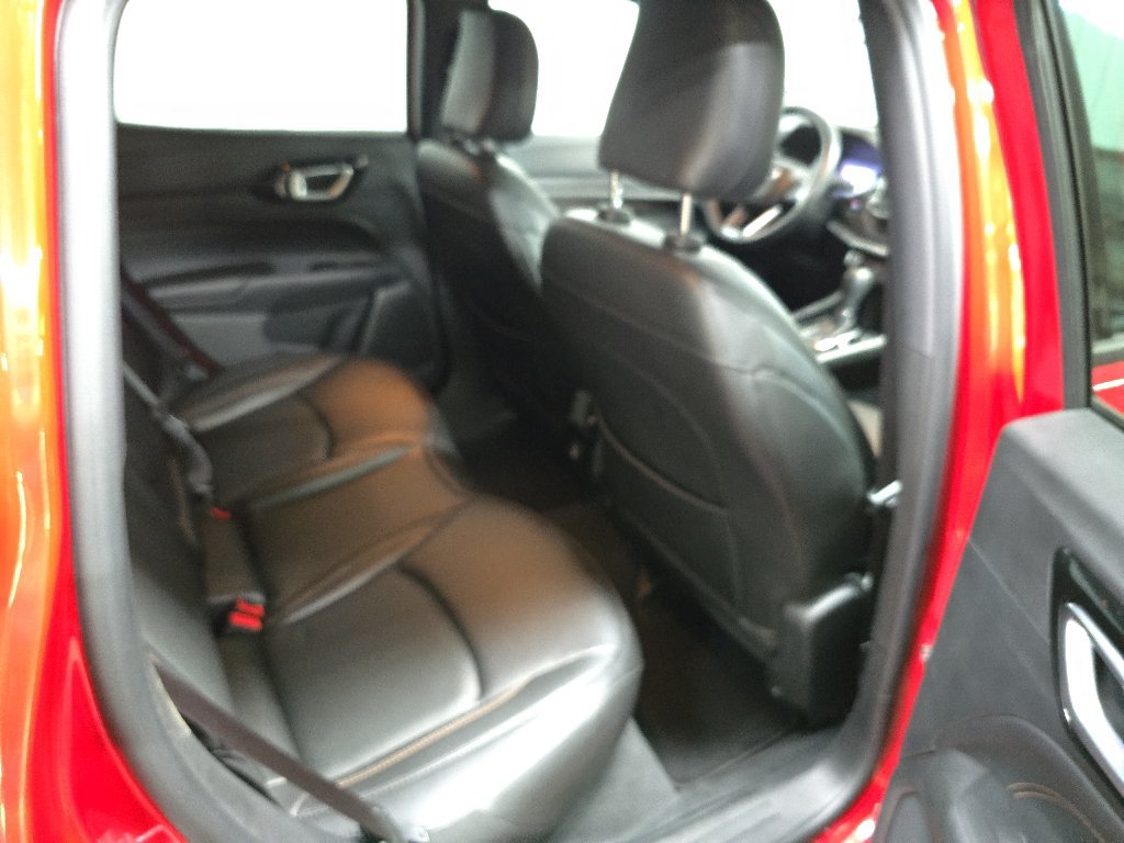 Used 2022 Jeep Compass Limited AWD/4WD image 17