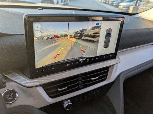 New 2026 Ford Explorer Active RWD image 12