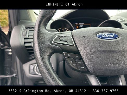 Used 2019 Ford Escape SEL image 45