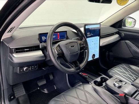 Used 2022 Ford Mustang Mach-E California Route 1 image 14