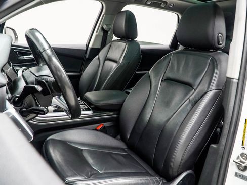 Used 2021 Audi Q7 3.0T Premium Plus image 35