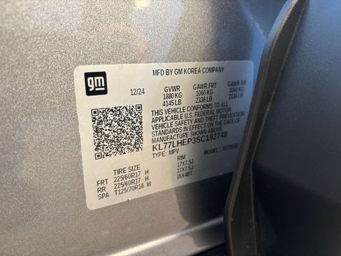 Used 2025 Chevrolet Trax LT image 29