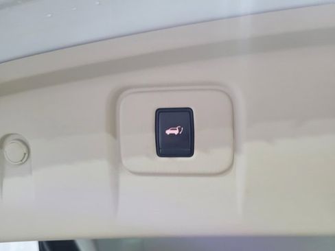 Used 2018 Nissan Murano SL image 50