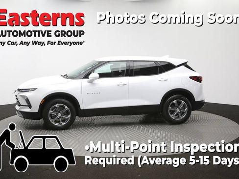 Used 2025 Chevrolet Blazer LT FWD image 59