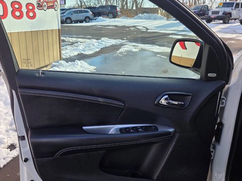 Used 2015 Dodge Journey Limited w/ Sun/Sound & Wheel Group image 9