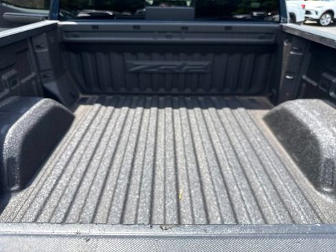 Used 2022 Chevrolet Silverado 1500 ZR2 w/ Technology Package AWD/4WD image 14