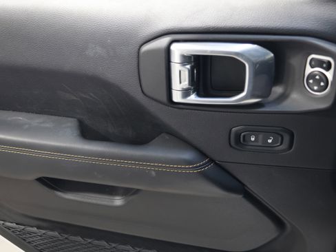 Used 2024 Jeep Wrangler Sahara w/ Technology Group image 12